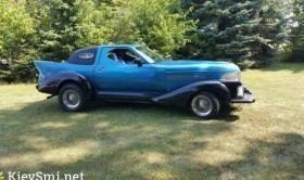 Уникальную самодельную машину из 17 разных автомобилей продают в США